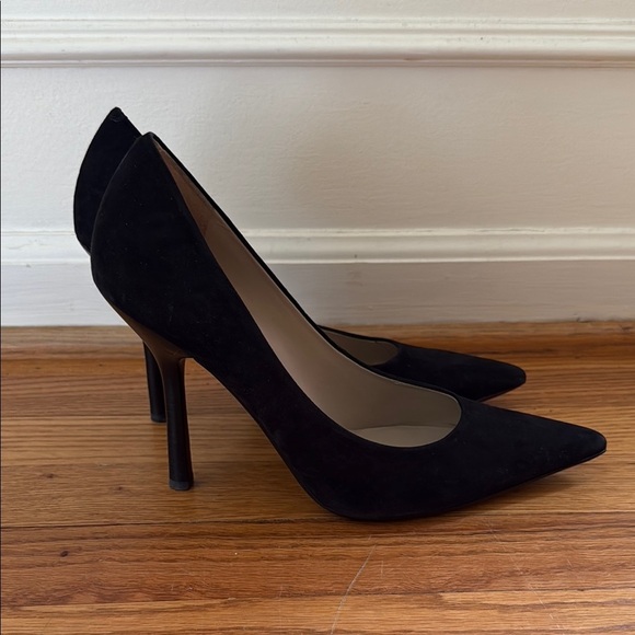 Guess Women 10 Pointed Toe Black Nubuck Leather Suede 4.5" High Heel Shoe - Picture 2 of 5